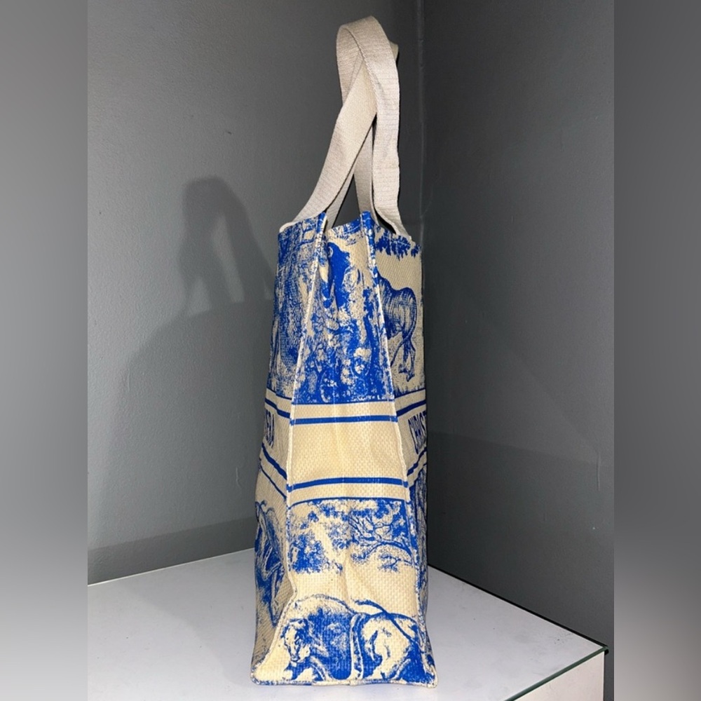 Christian Dior GWP Blue Dioriviera Straw Tote Bag - Picture 7 of 11
